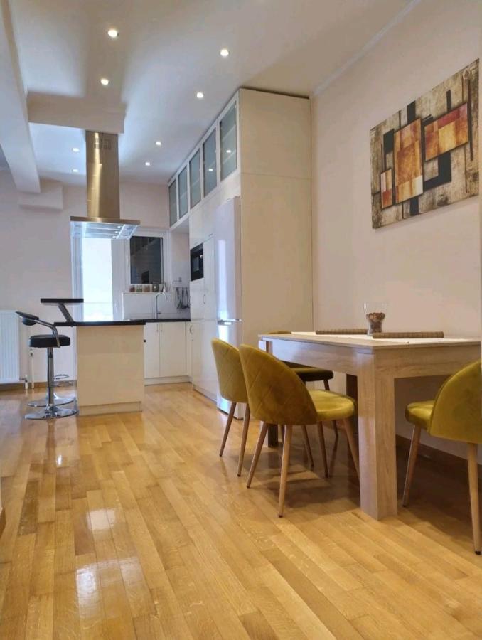 Stylish -Modern Apartment Heart Of Marousi 雅典 外观 照片
